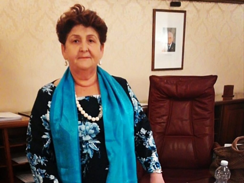 Tensioni nel Governo, la ministra Teresa Bellanova vicina alle dimissioni: “Fare il ministro è un onore ma non faccio da tappezzeria”