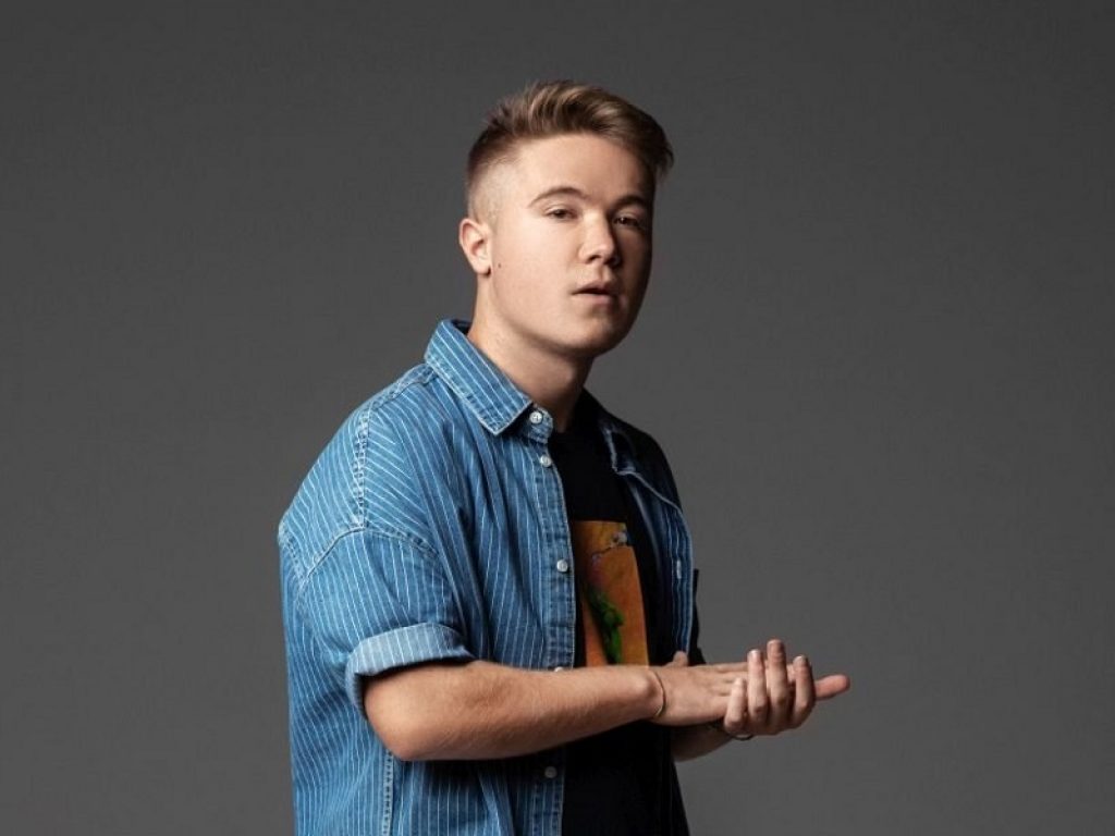 Il cantautore genovese Alfa positivo al Covid: in un lungo post su Instagram lancia un appello ai giovani per il rispetto delle regole