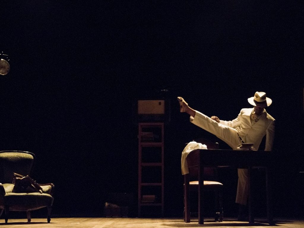 Caos di donna, il nuovo romanzo teatrale di Salvo Miraglia dedicato a Luigi Pirandello, arriva al Teatro Trastevere in data unica il 13 novembre alle ore 21