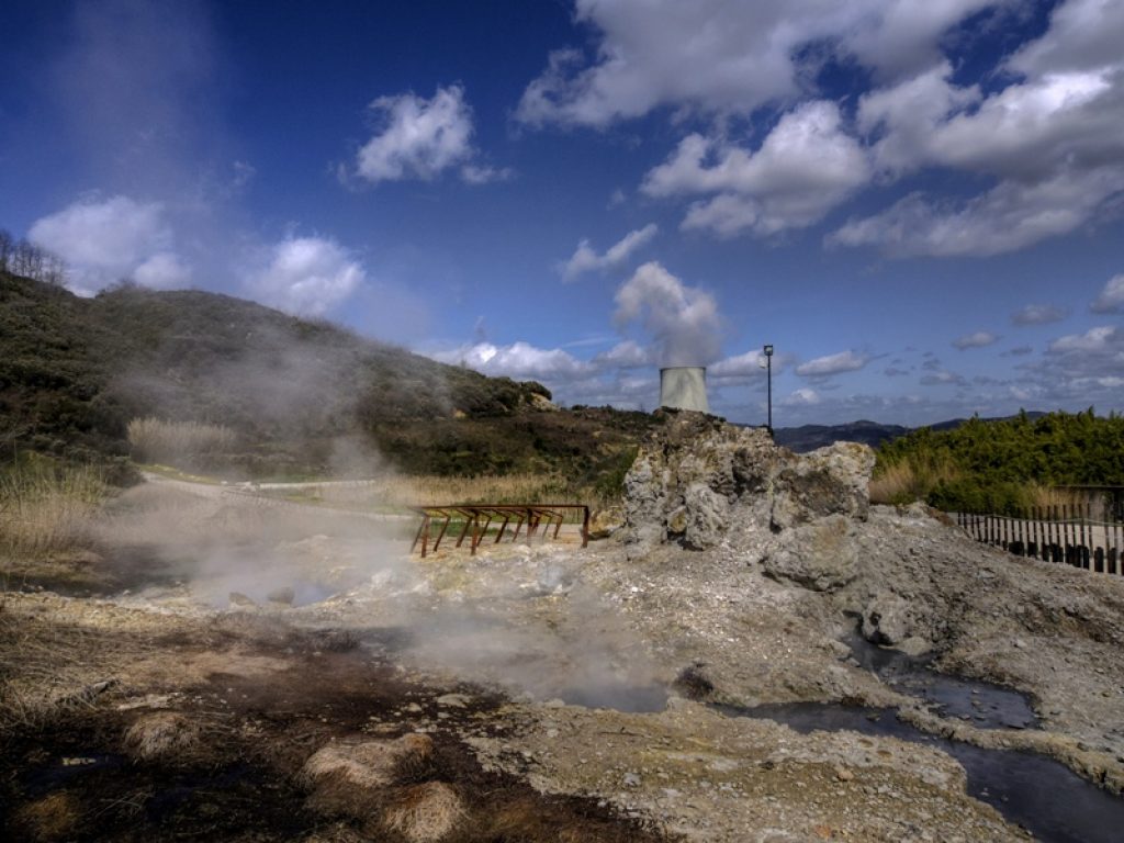 Trekking geotermico domenica 13 ottobre dal Parco delle Fumarole di Sasso Pisano al Parco delle Biancane di Monterotondo Marittimo