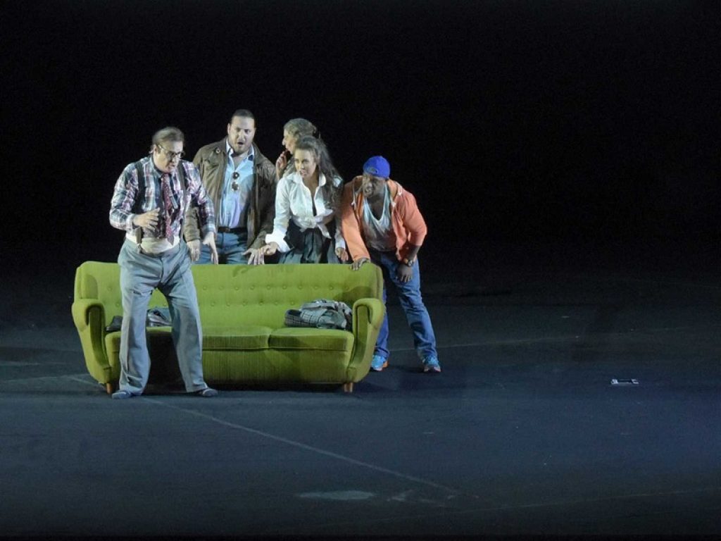 Il Don Pasquale di Donizetti, prodotto per la Royal Opera House da Damiano Michieletto, in diretta via satellite dal Covent Garden di Londra il 24 ottobre