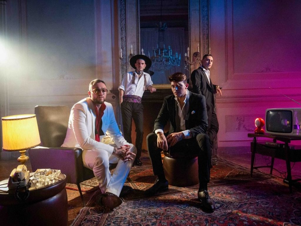 I The Kolors tornano sulle scene con il singolo “Los Angeles”. Special guest del nuovo brano Gué Pequeno. Fuori anche il videoclip