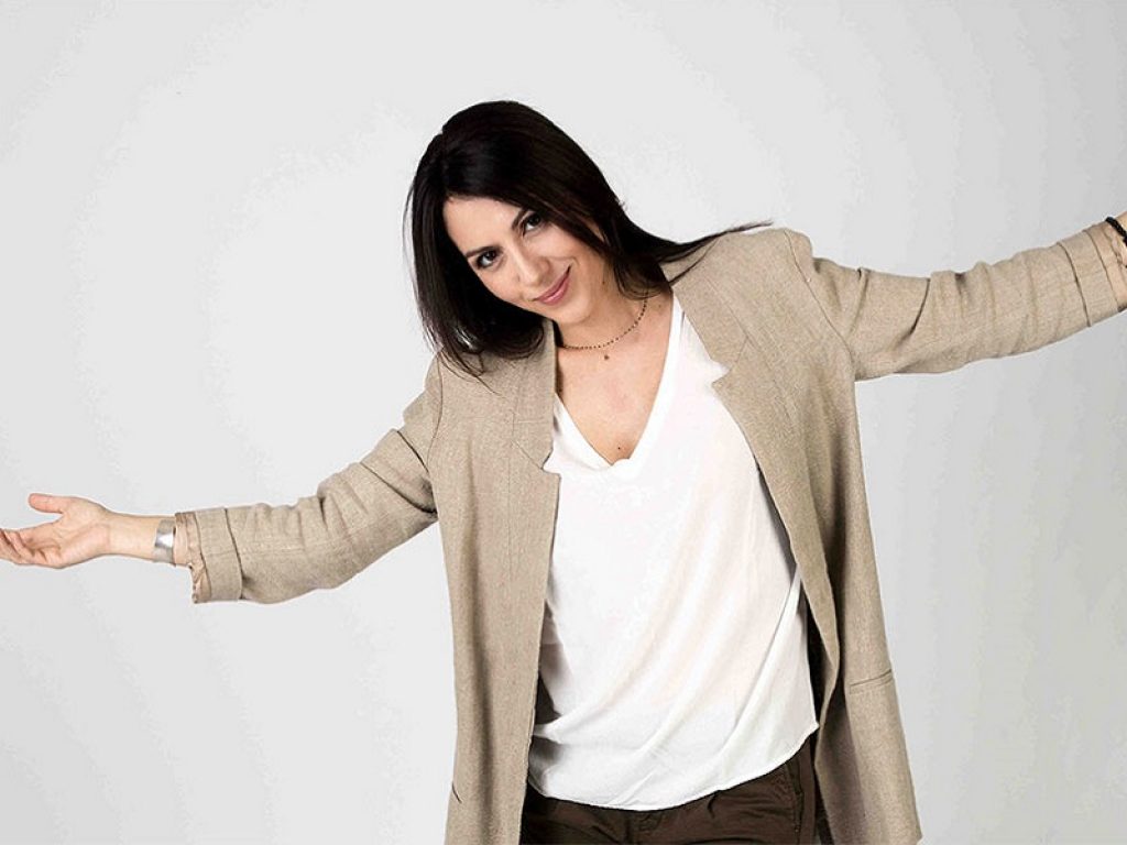 Alessandra Nicita pubblica il suo nuovo singolo: arriva oggi in radio "Per nessun motivo al mondo" prodotto da PopArt e distribuito da Azzurra Music