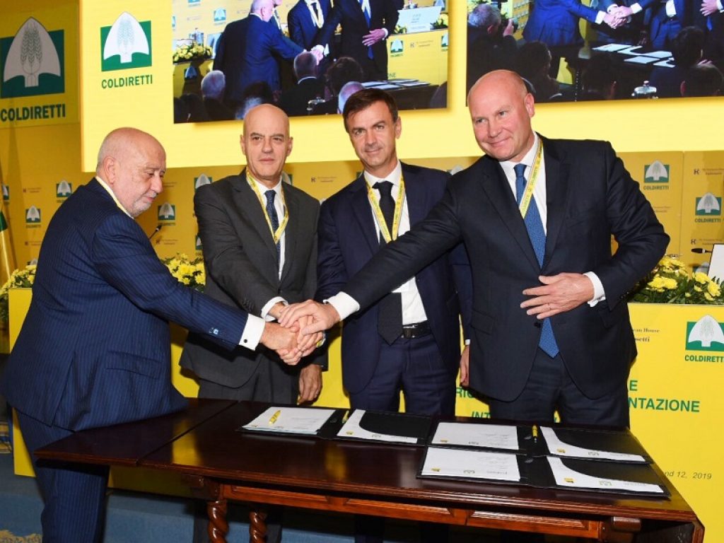 Al Forum di Cernobbio la firma del Progetto Africa con Coldiretti, Eni e Bonifiche Ferraresi: accordo di cooperazione per iniziative congiunte di sviluppo sostenibile