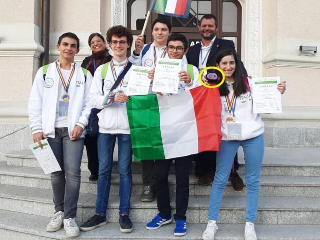 Olimpiadi di Astronomia: a Piatra Neamt, in Romania, i ragazzi italiani conquistano 5 medaglie di bronzo. Prossimo appuntamento nel 2020 a Matera