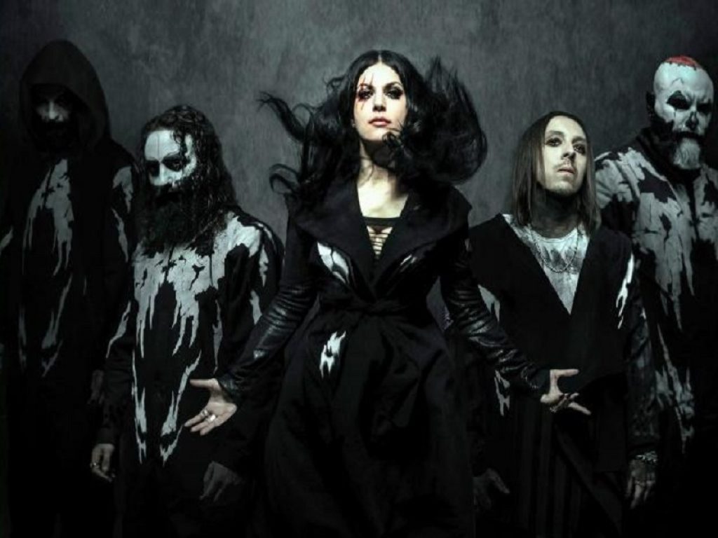 I Lacuna Coil debuttano con "Bad Things" singolo Amazon Original. Il brano è disponibile solo per lo streaming e l’acquisto su Amazon Music