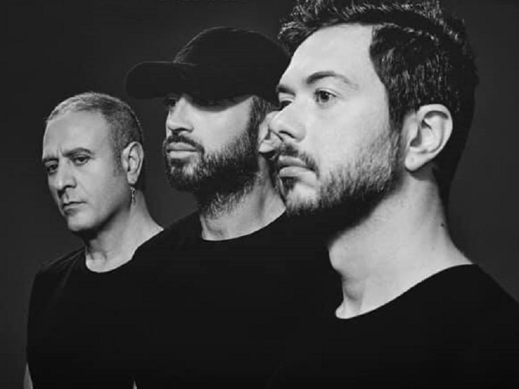 Esce "You Never Know", quarto singolo dei Lord. Colpiscono la qualità e la raffinatezza della scrittura dei due producer Luca Rustici e Osvaldo Di Dio, fondatori e membri del gruppo con Dj Val S