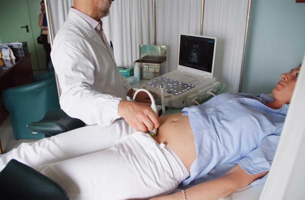L'addominoplastica è un intervento chirurgico che può essere effettuato su donne che a seguito della gravidanza presentano una diastasi dei muscoli addominali