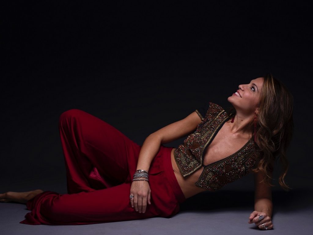 "Domani chissà" (Tantamuri Records), nuovo singolo di Angela Nobile, scritto da Mario Incudine, in rotazione radiofonica e negli store digitali