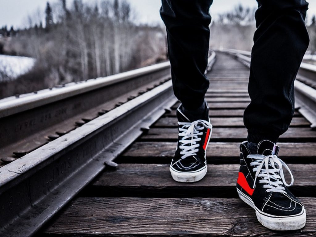 "Cattive abitudini", secondo singolo del cantautore romano Luca Bonasera