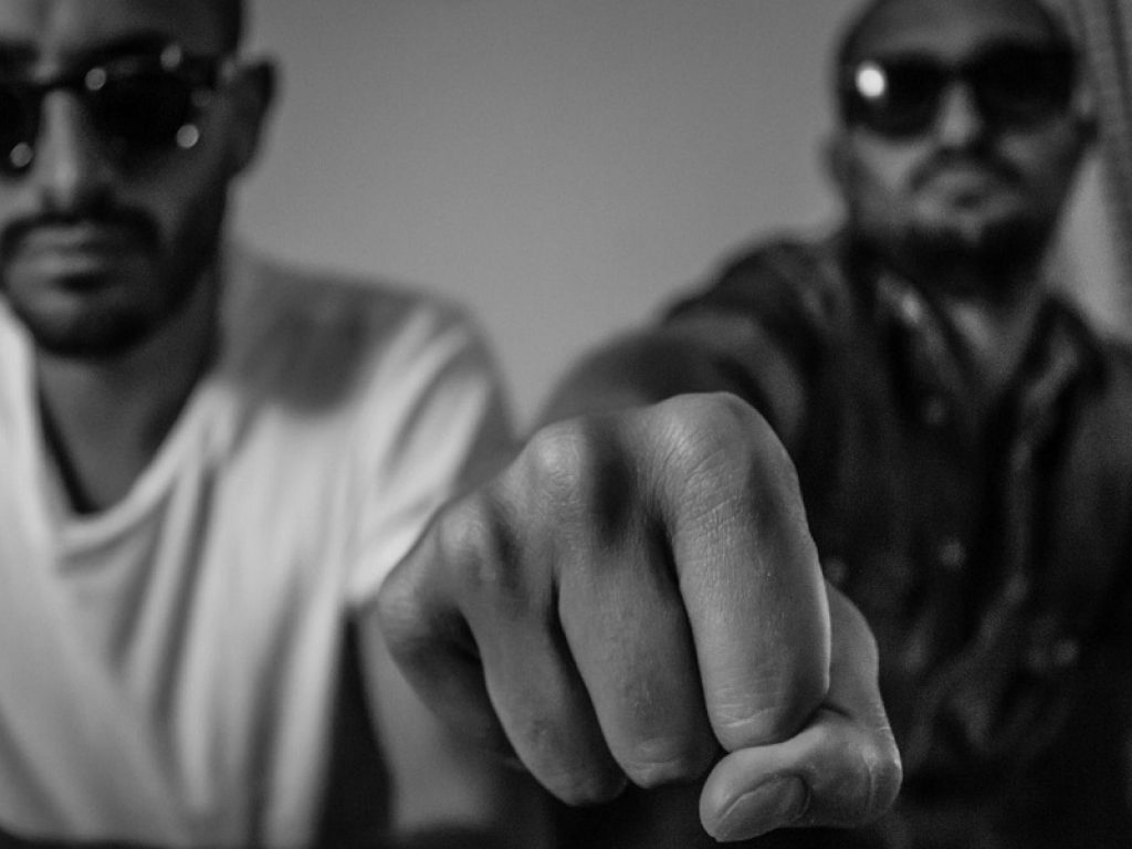 Da Black Jezus: in digital download THEY CAN’T CAGE THE LIGHT (My Friend Dario Remix) per Weapons of Love Records. Online anche il videoclip del brano della band black-folk siciliana del vocalist Luca Impellizzeri che ha conquistato il pubblico con il suo disco