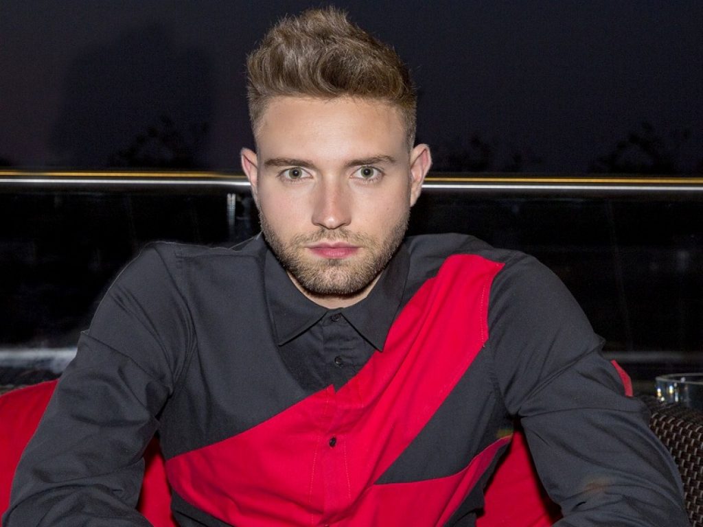 Oggi esce "Fossi Dio" (etichetta Mr Publishing), nuovo singolo di Marco Rotelli. In contemporanea online anche il videoclip del brano