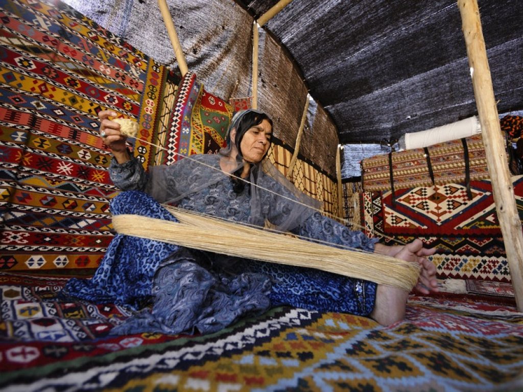 Popoli e terre della lana. Tradizioni, culture e sguardi sulle vie delle transumanze tra Iran e Italia: la mostra a Matera fino al 24 novembre