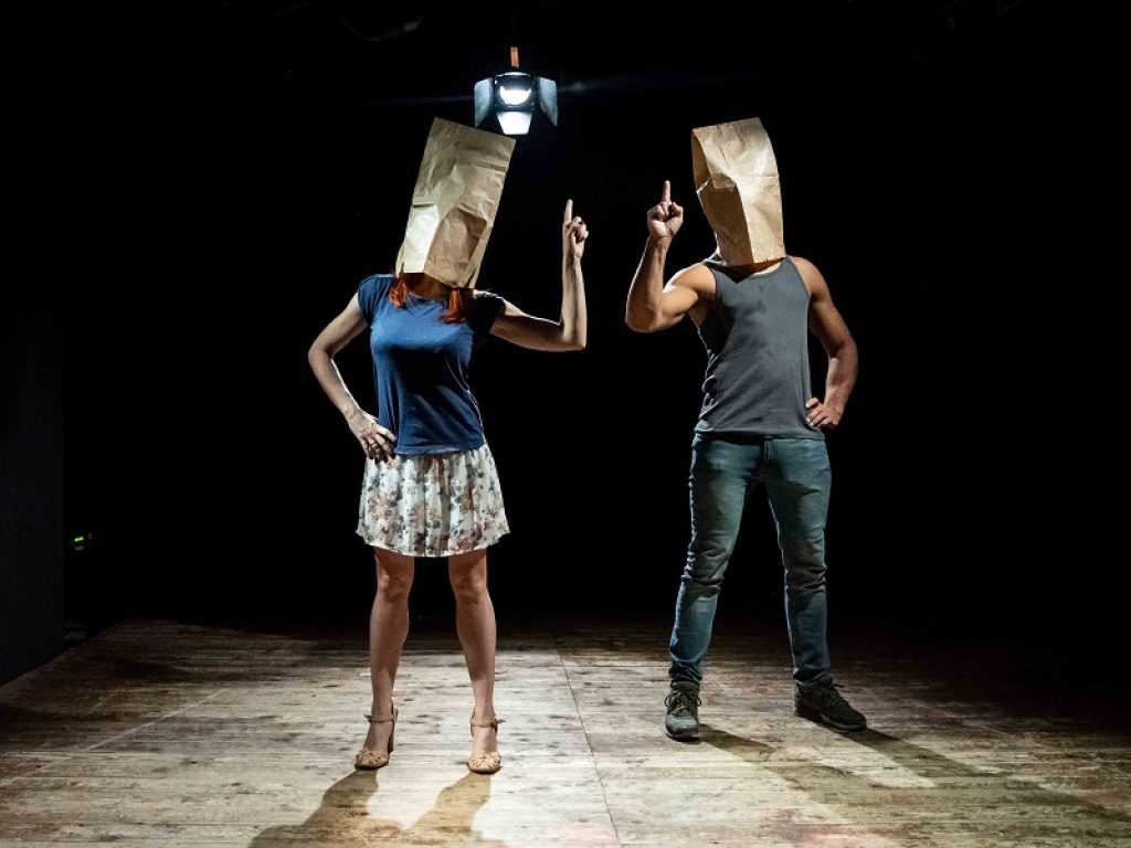 In prima assoluta al Teatro Studio Uno Togliatti mon amour: in scena dal 14 al 17 novembre il mondo notturno di viale Palmiro Togliatti