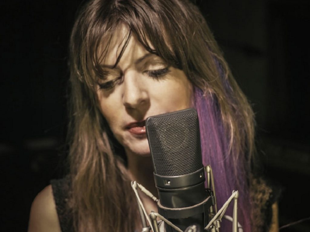 Esce oggi in radio e sulle piattaforme streaming "Letto 23", il nuovo singolo di Azzurra: il ricavato sarà devoluto all'Associazione "I Discepoli di Padre Pio"