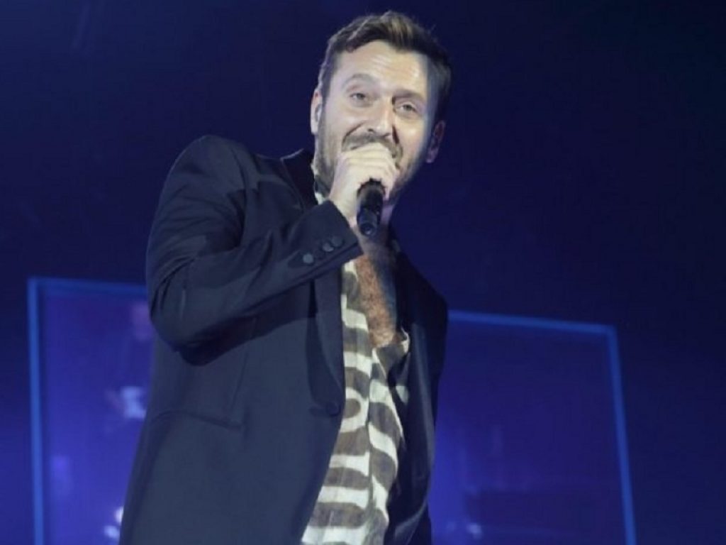 Le luminarie natalizie di Bologna quest’anno “cantano” Cesare Cremonini