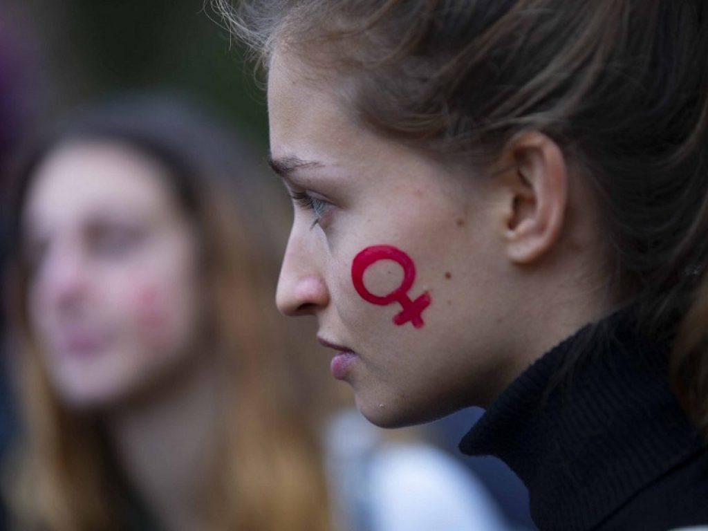 Cinzia Merletti, musicista e scrittrice, in libreria con “Donne in cammino… verso la pienezza dei diritti umani”. Ecco di cosa parla il volume