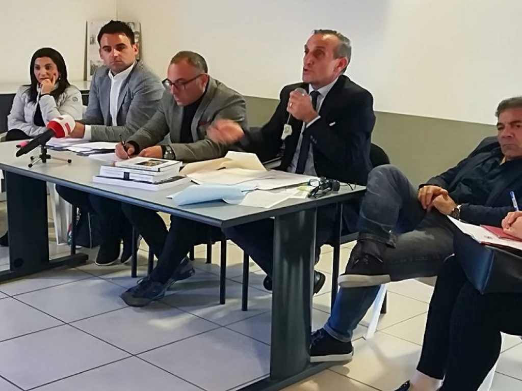 Valli Cupe: il sindaco Torchia difende Sersale rischio di stracciare le schede elettorali
