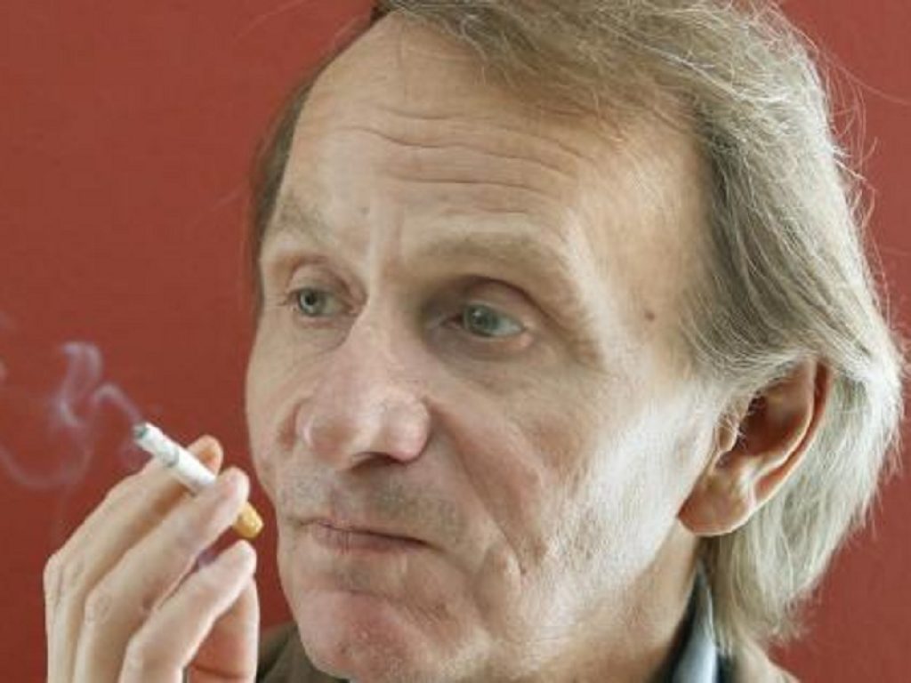 Torna Michel Houellebecq: il 21 novembre arriva nelle librerie "Cahier", un libro-mondo che traccia il ritratto dello scrittore più controverso dei nostri tempi