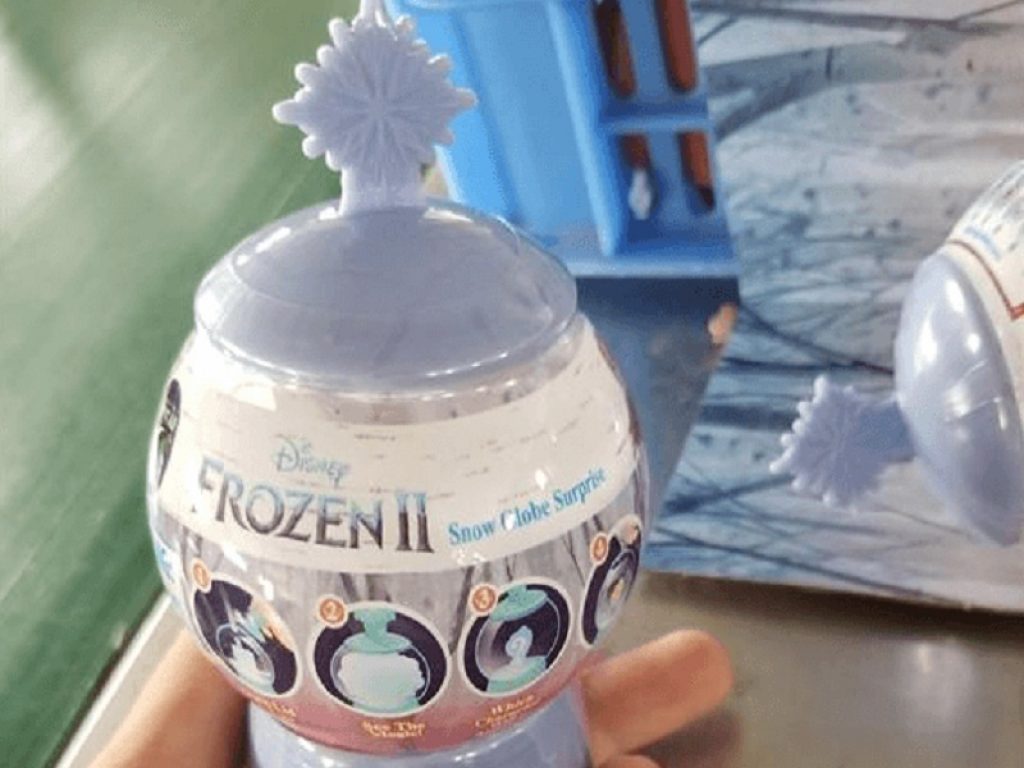 Il lato oscuro dei giocattoli: Labour Watch denuncia la Cina. L'organizzazione ha visitato stabilimenti e dormitori di cinque fabbriche che riforniscono multinazionali come Mattel, Hasbro, Disney e Lego