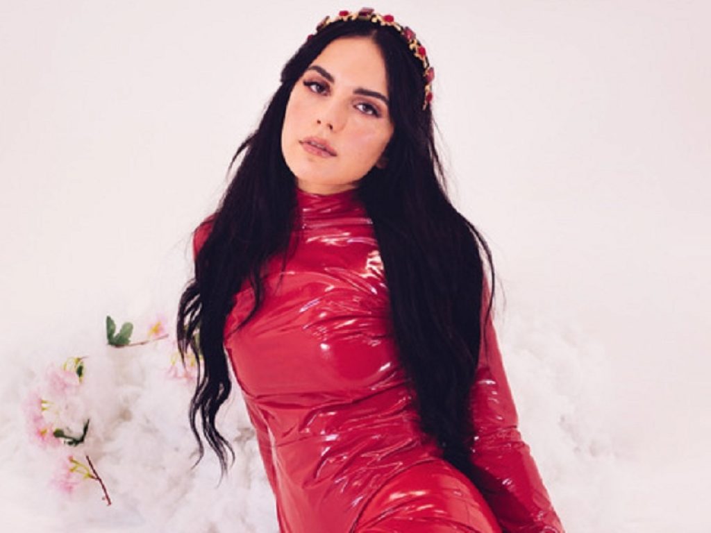 V x Vendetta , il nuovo singolo di Lolita in radio da venerdì 29 novembre