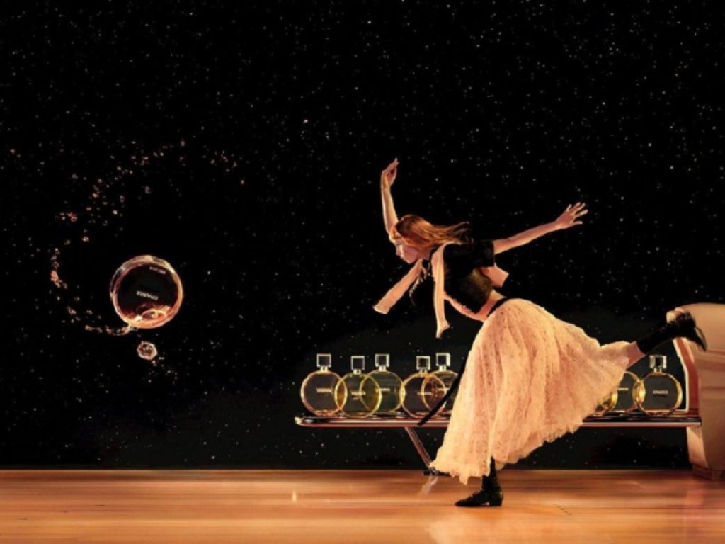 A Milano Chanel presenta In Goude we Trust!: la mostra in programma dal 15 novembre al 31 dicembre omaggia Jean-Paul Goude