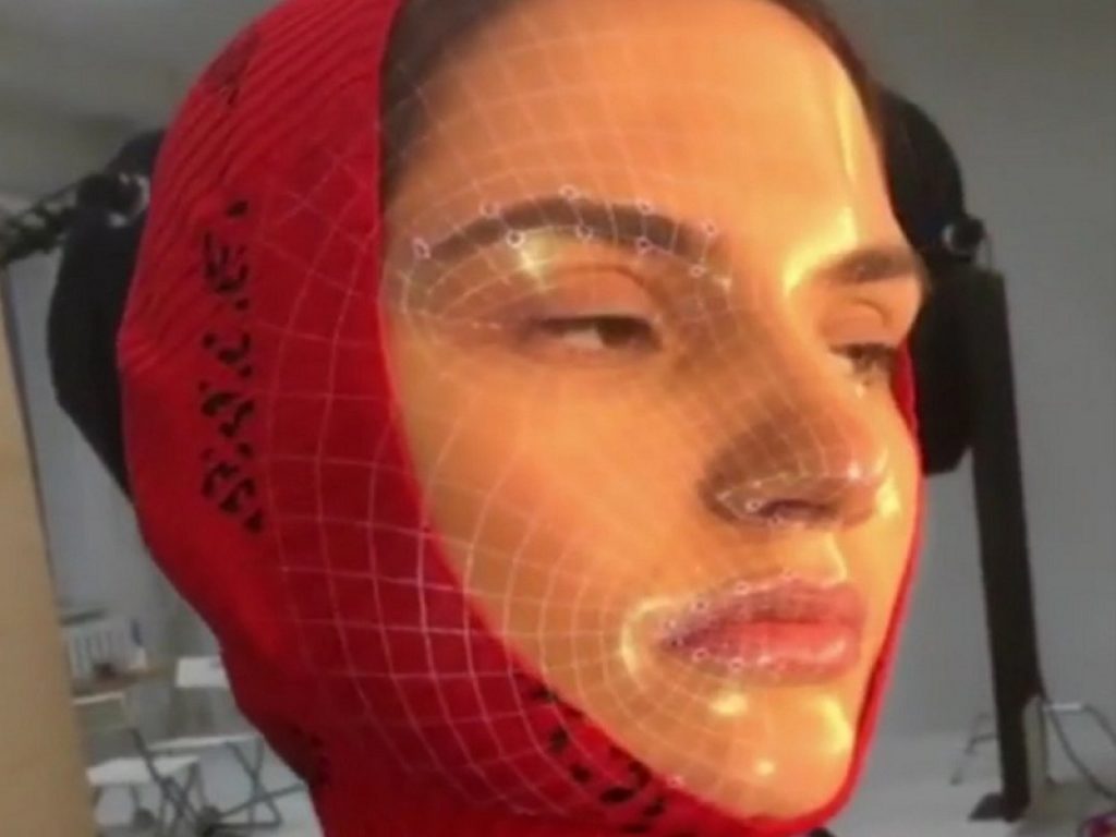I Plastic Filter di Instagram hanno invaso il web: allarme di psichiatri e psicologi che cominciano ad additare i filtri come negativi per i giovani