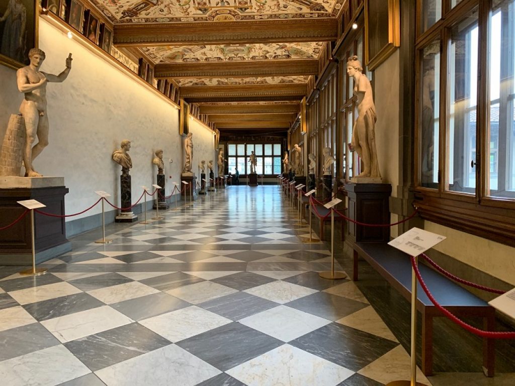 Musei chiusi con il nuovo Dpcm ma gli Uffizi si aprono al pubblico in diretta web: tutte le settimane live su Facebook alla scoperta dei tesori delle Gallerie