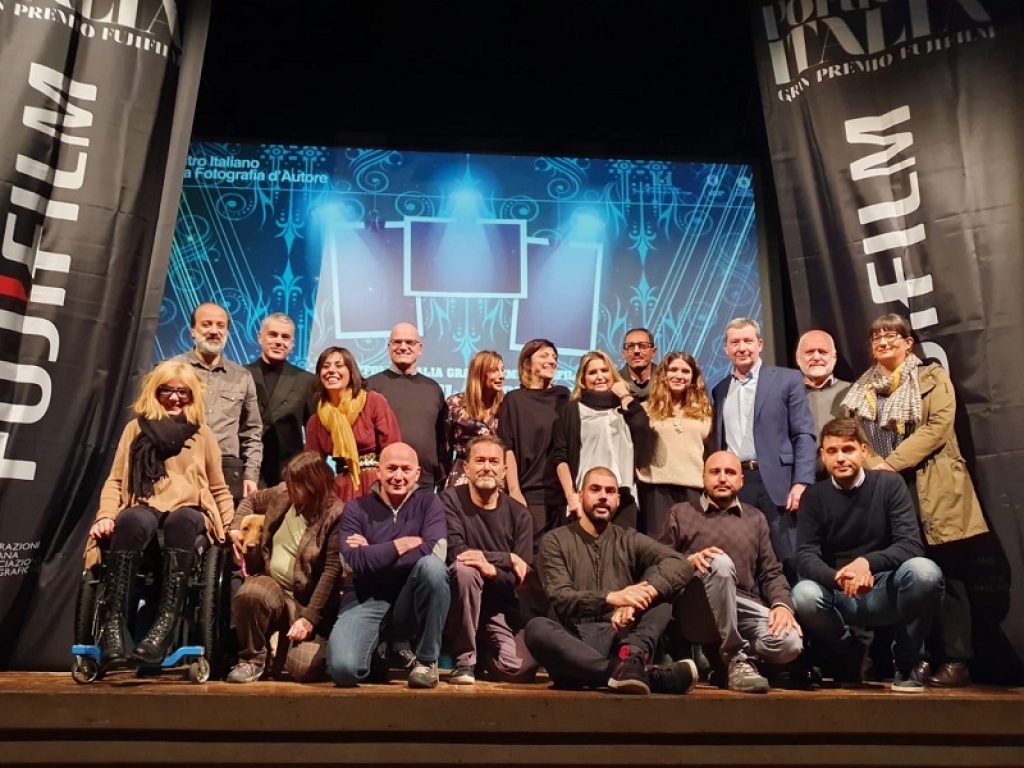 Raffaele Petralla con "Cosmodrome" vince Portfolio Italia 2019