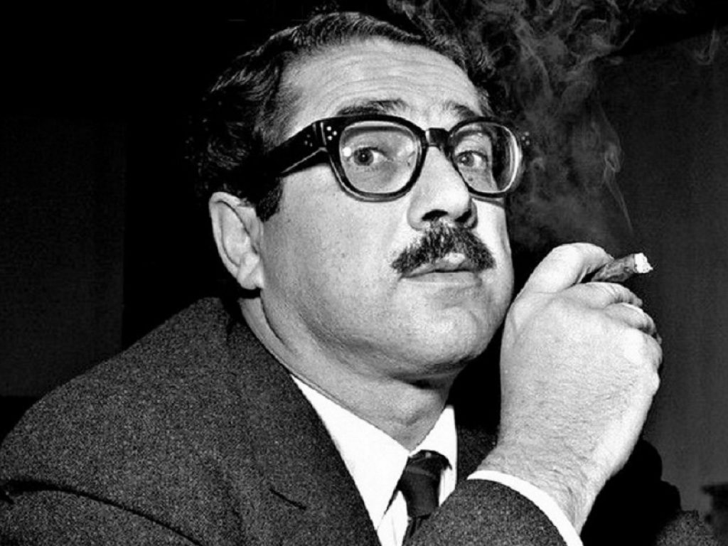 Ennio Flaiano, L'occhiale indiscreto: recensione