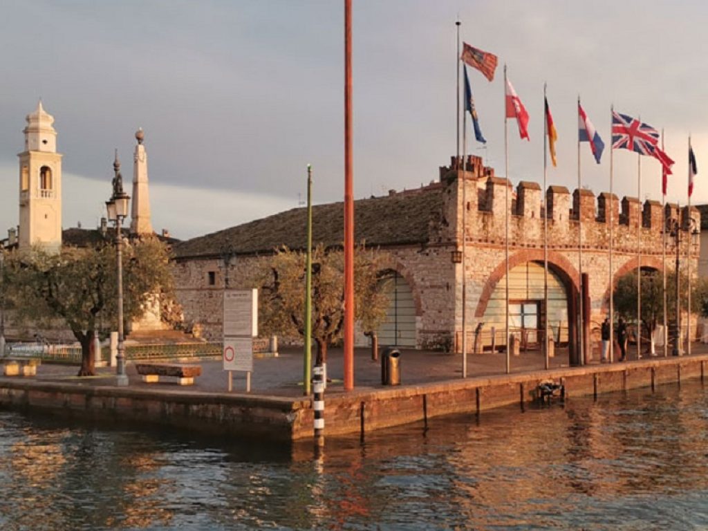 Lazise - Canzoni D’Autore in programma alla Dogana Veneta dal 22 dicembre al 22 marzo 2020