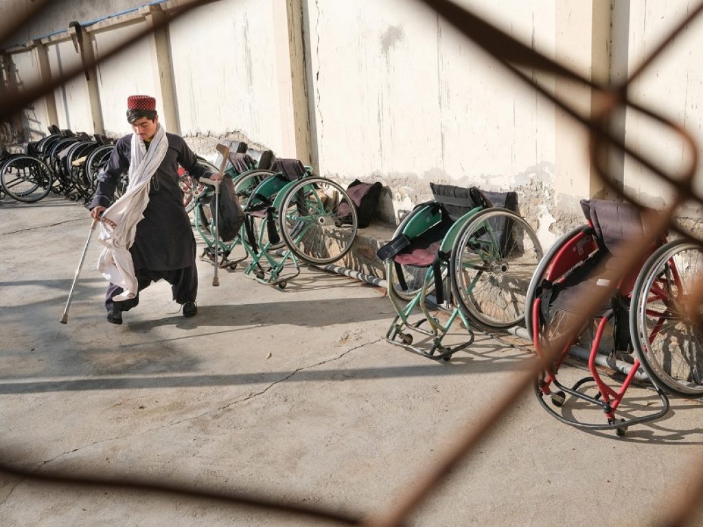 Rapporto Afghanistan dell'UNICEF denuncia: 9 bambini uccisi o mutilati ogni giorno nella zona di guerra più letale al mondo