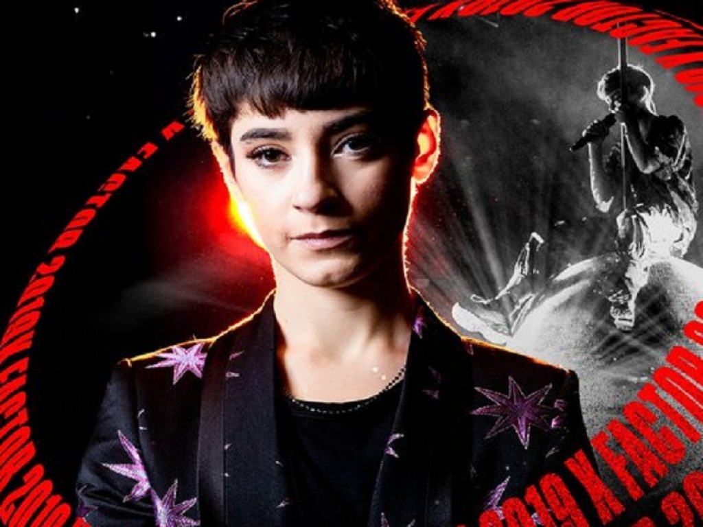 X Factor 13: Sofia Tornambene vince il talent. La diciassettenne del team di Sfera Ebbasta ha battuto in finale i Booda, la Sierra e Davide Rossi