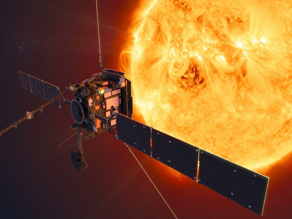 Spettrografo ad altissima precisione ha misurato, con accuratezza senza precedenti, il redshift gravitazionale del Sole