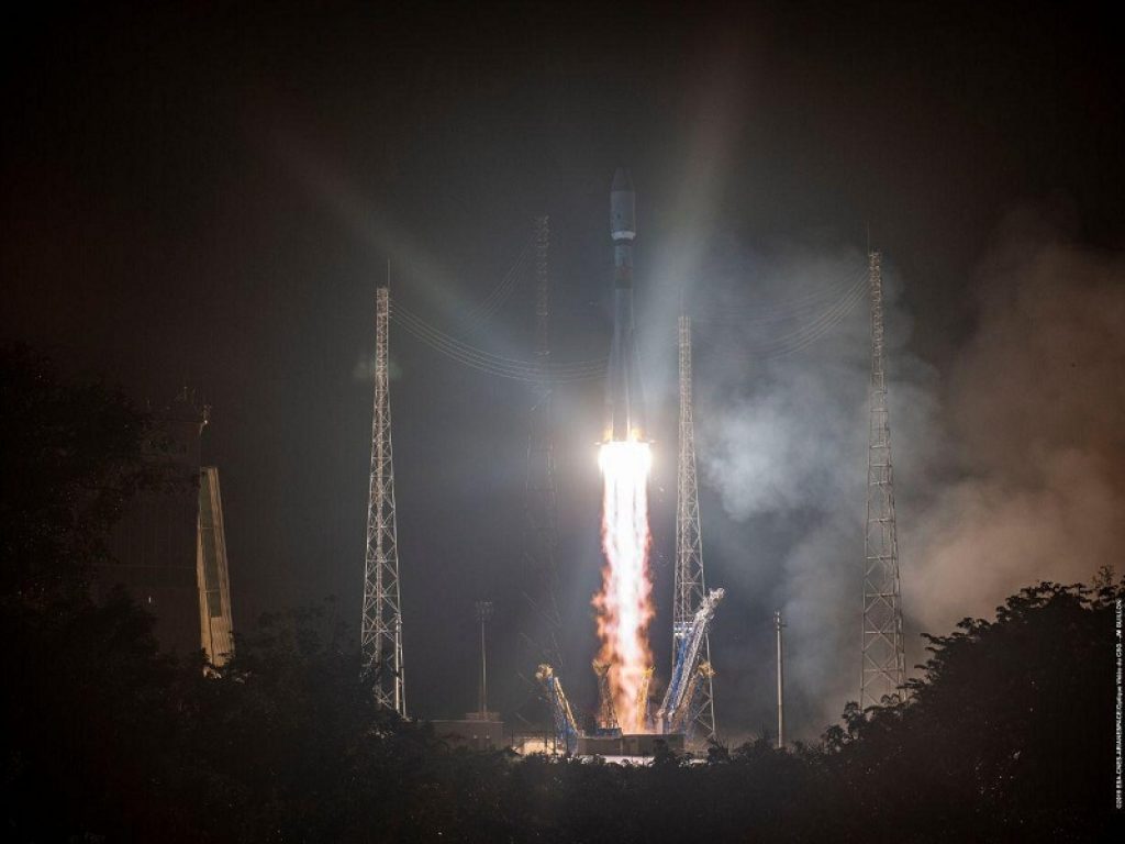 Parte la Soyuz: il satellite Cosmo Skymed è nello spazio
