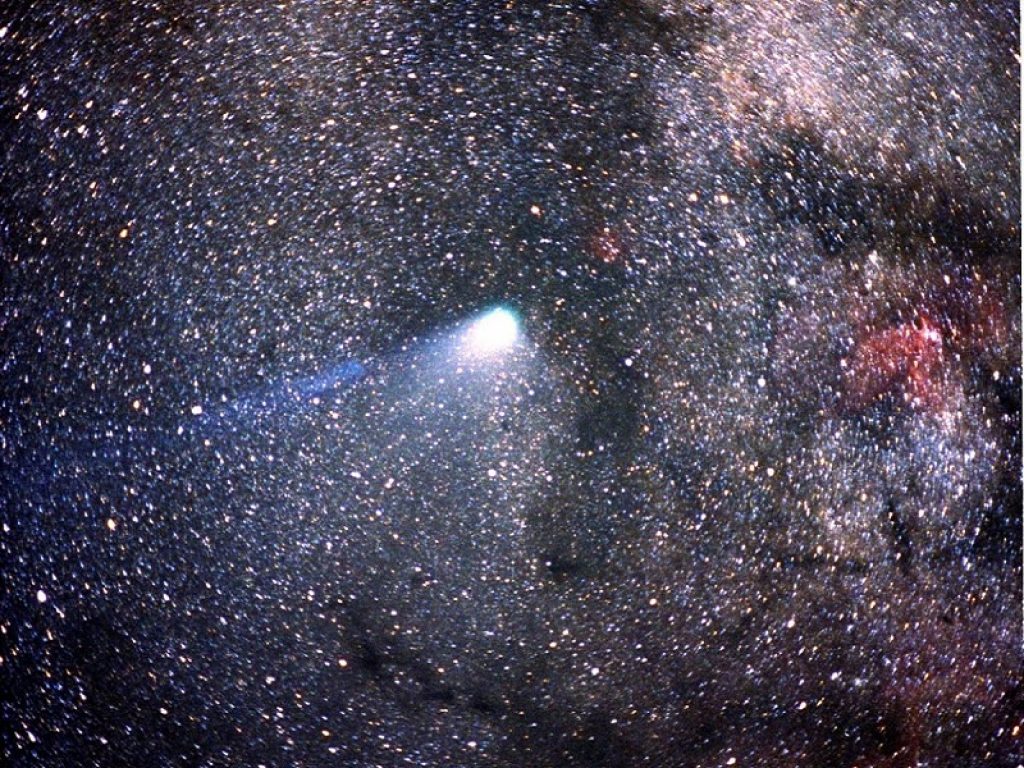 La maledizione delle comete: Halley, la sfortuna e la peste. Si riapre la possibilità scientifica che il passaggio possa aver causato realmente catastrofi e sciagure