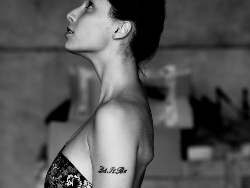 Ilaria Porceddu protagonista del nuovo appuntamento targato QuIndie. La cantautrice sarda live al doppio appuntamento di domenica 9 febbraio tra Numero Zero e Bad King