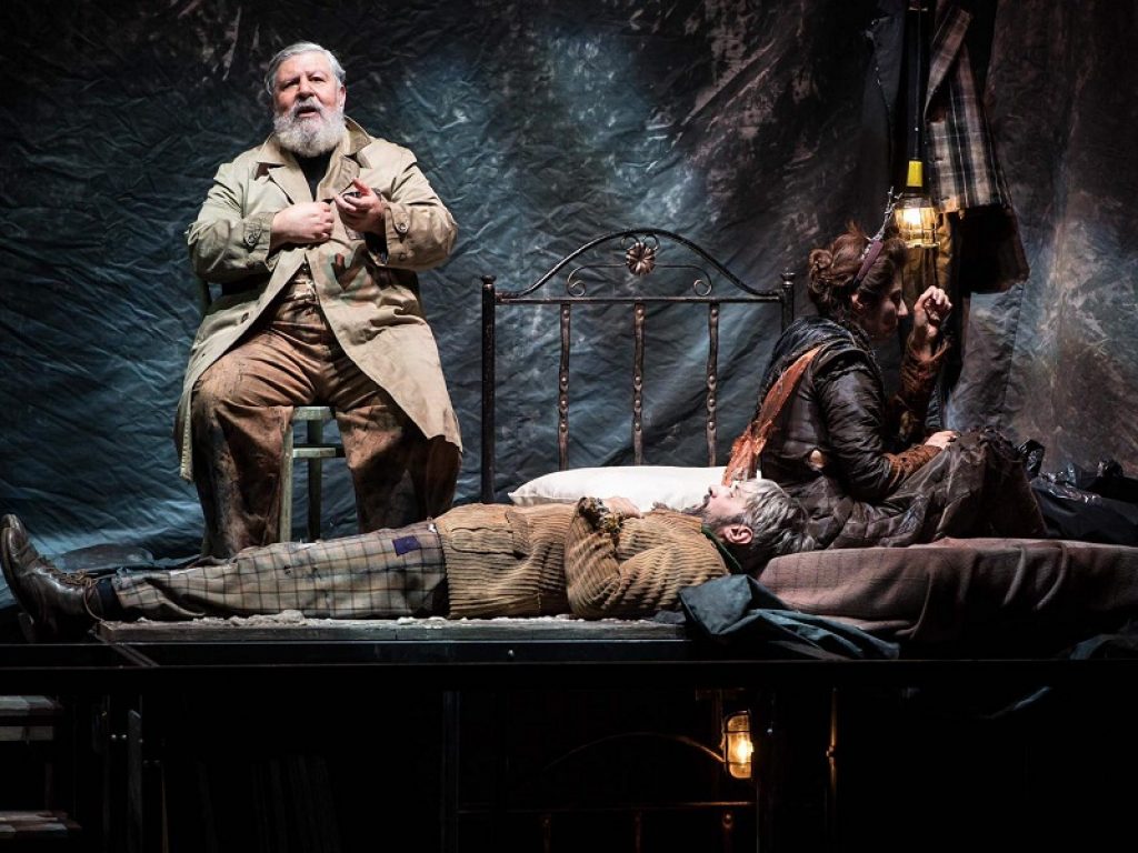 Sul palco del Teatro Lyrick di Assisi arriva Miseria e nobiltà di Eduardo Scarpetta con Lello Arena: appuntamento il 6 febbraio alle 21.15