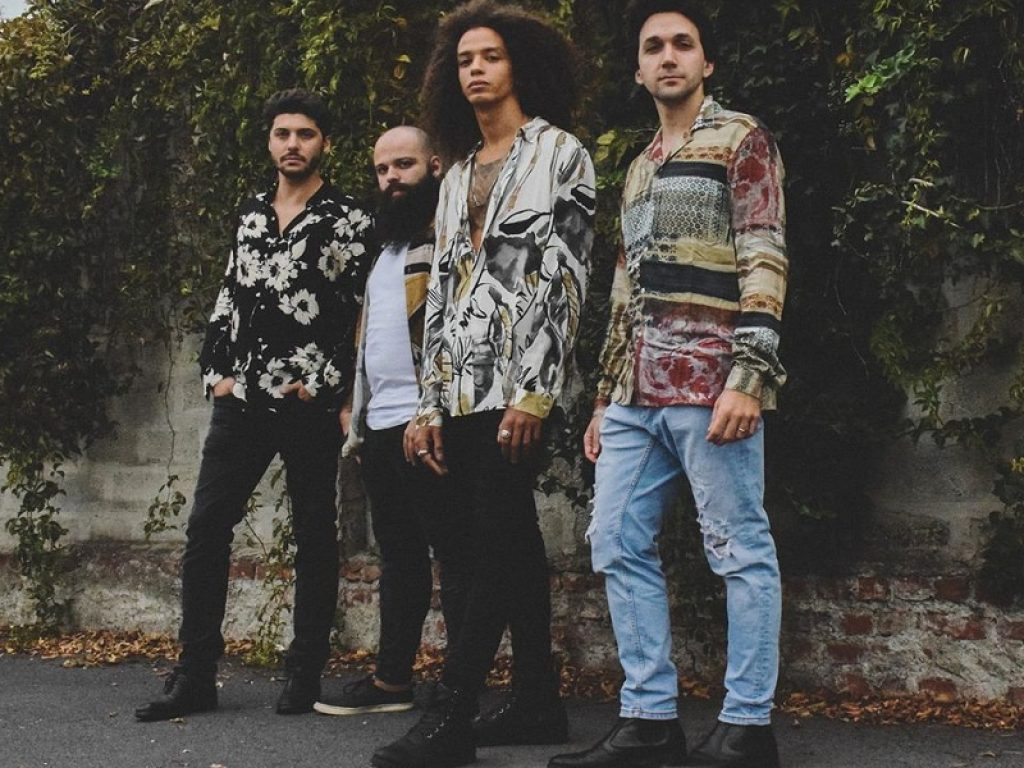 Dal 17 gennaio in rotazione radiofonica e in digitale "Fuoco e Cenere", il nuovo singolo della band milanese Sincrono che anticipa l'album in uscita a febbraio