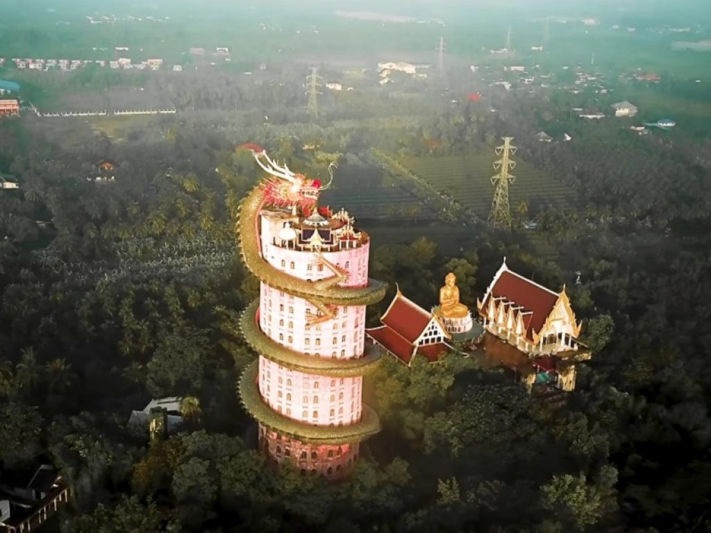 In Thailandia c’è Wat Samphran, il tempio del drago