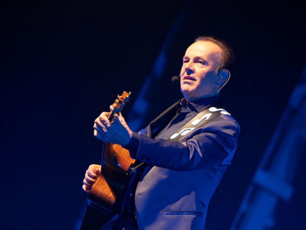 Disponibile nei negozi e store digitali “Perle 2” (Azzurra Music) di Dodi Battaglia, l'album live in edizione limitata e autografata