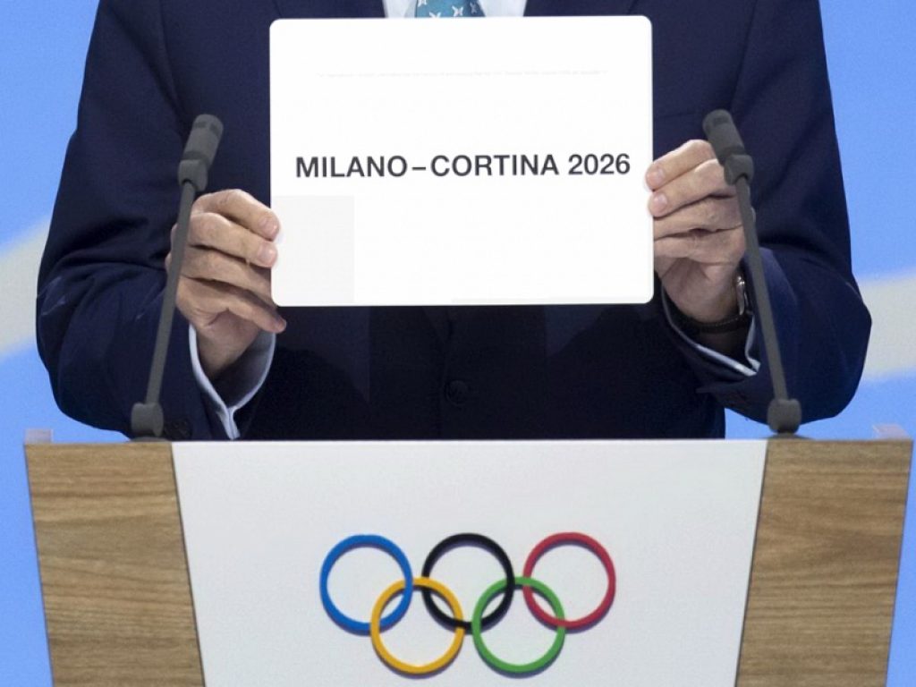 Olimpiadi 2026 Milano-Cortina, la denuncia dei Verdi: “Solo cemento sulle Dolomiti, pronto un esposto all’Unesco”