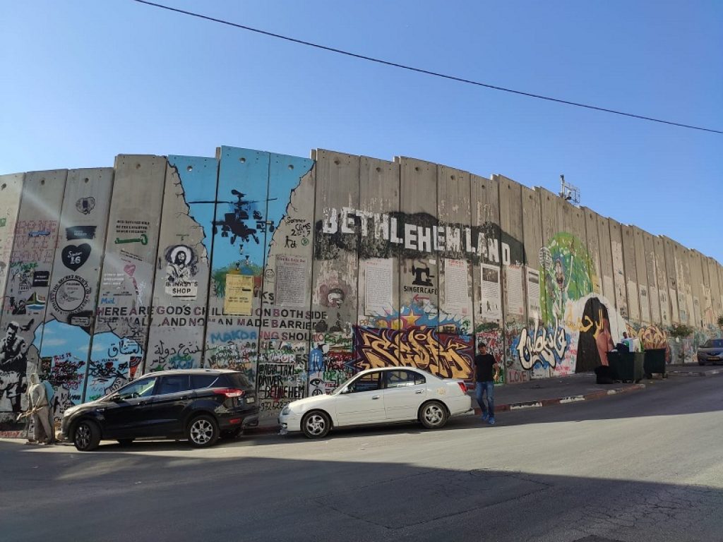 Cooperazione internazionale: con il progetto Nur la Ong VIS porta energia pulita a Betlemme e nel 2020 l'obiettivo è accendere un albero di Natale sostenibile