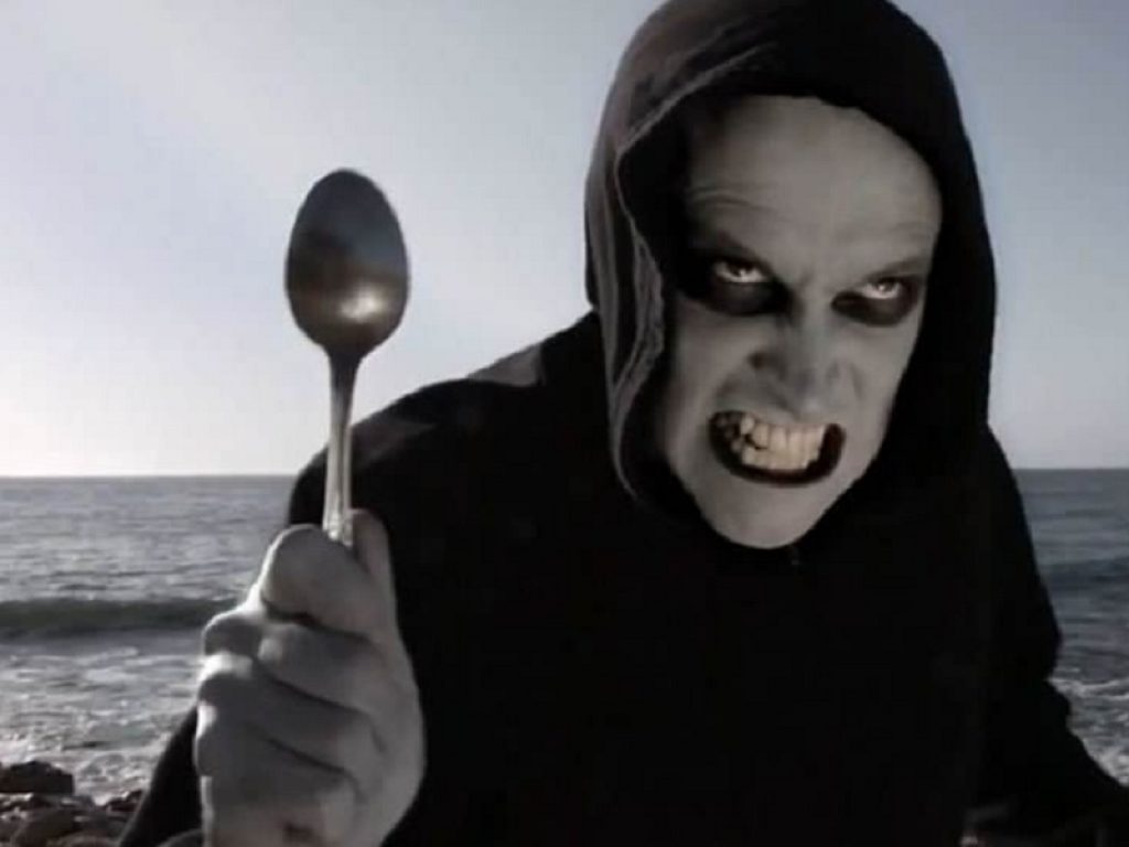 Che cos’è la koutaliaphobia, la paura dei cucchiai di cui soffre Liam Payne: per quanto strana, questa fobia esiste davvero