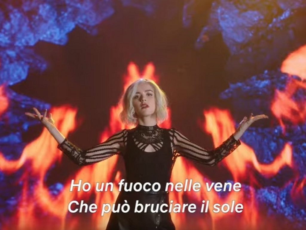 Le terrificanti avventure di Sabrina: ecco la canzone della streghetta. La terza stagione sarà disponibile dal 24 gennaio su Netflix