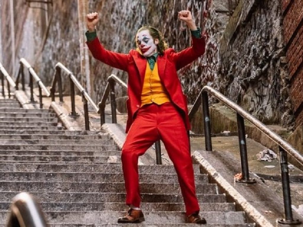 Sfregiarsi da Joker, nuovo folle gioco? Elena Bozzola, segretario nazionale della Società italiana di pediatria: "Educare ai social"