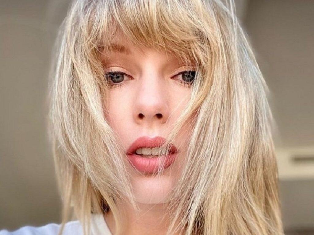 Le serie "Degrassi: Next Class" e "Ginny & Georgia" di Netflix finiscono nella bufera per due battute su Taylor Swift ritenute sessiste