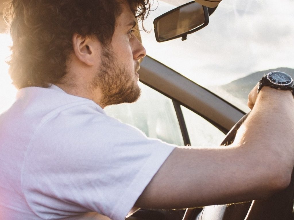 CarGurus ha dato il via ad una campagna di sensibilizzazione legata alla prevenzione dei colpi di sonno alla guida che causano il 22% degli incidenti stradali