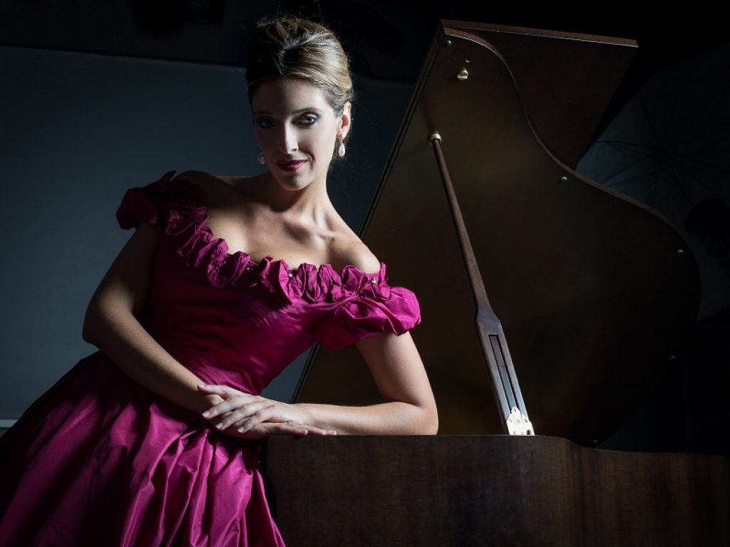 Fino a domenica 1 marzo 2020 all'OFF/OFF Theatre l'attrice e musicista Guenda Goria interpreta insieme a Lorenzo Manfridi "La Pianista Perfetta"