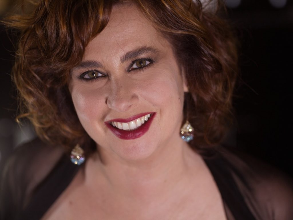 Mimì per me - Omaggio a Mia Martini, scritto e diretto da Maria Carolina Salomè, in scena stasera alle 21.30 al Teatro Arciliuto di Roma